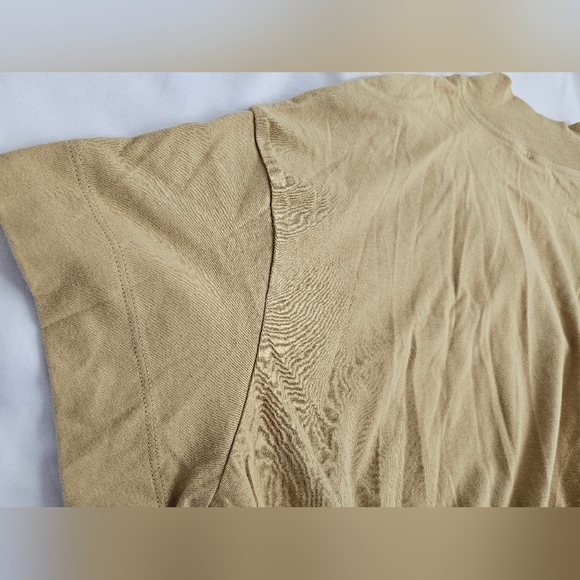 Alo Women's Cropped Top Shirt - Picture 4 of 9